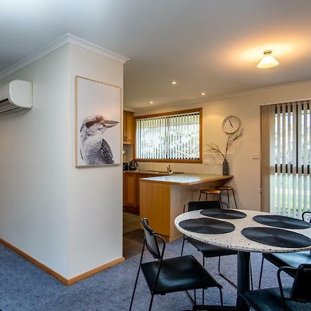 Acton Park Holiday Units Exterior photo